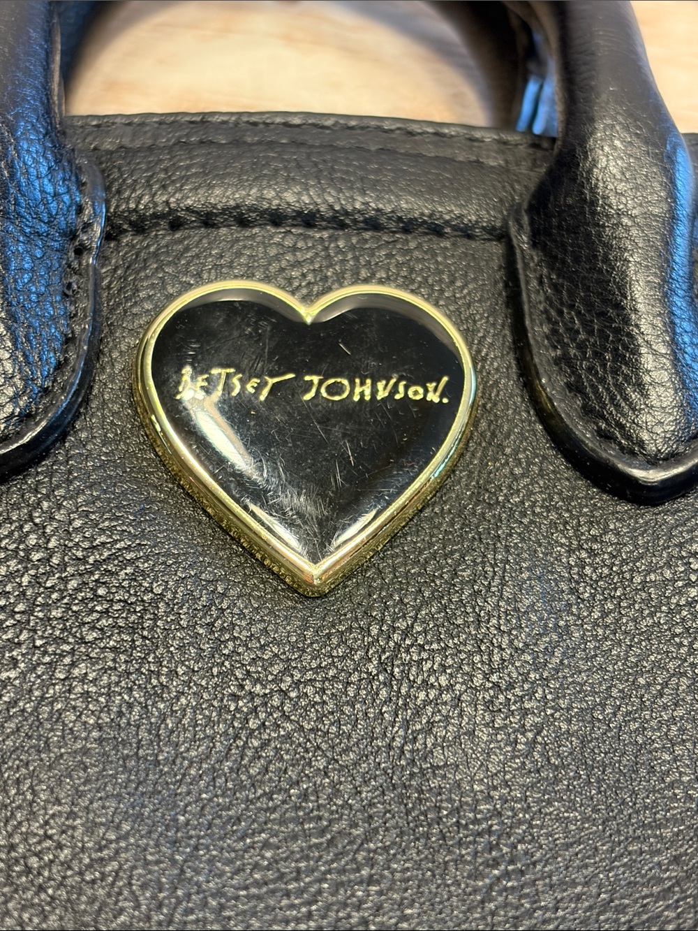 Mini Betsey Johnson Black Mini Leather Satchel with Gold Heart Accent - Picture 2 of 5